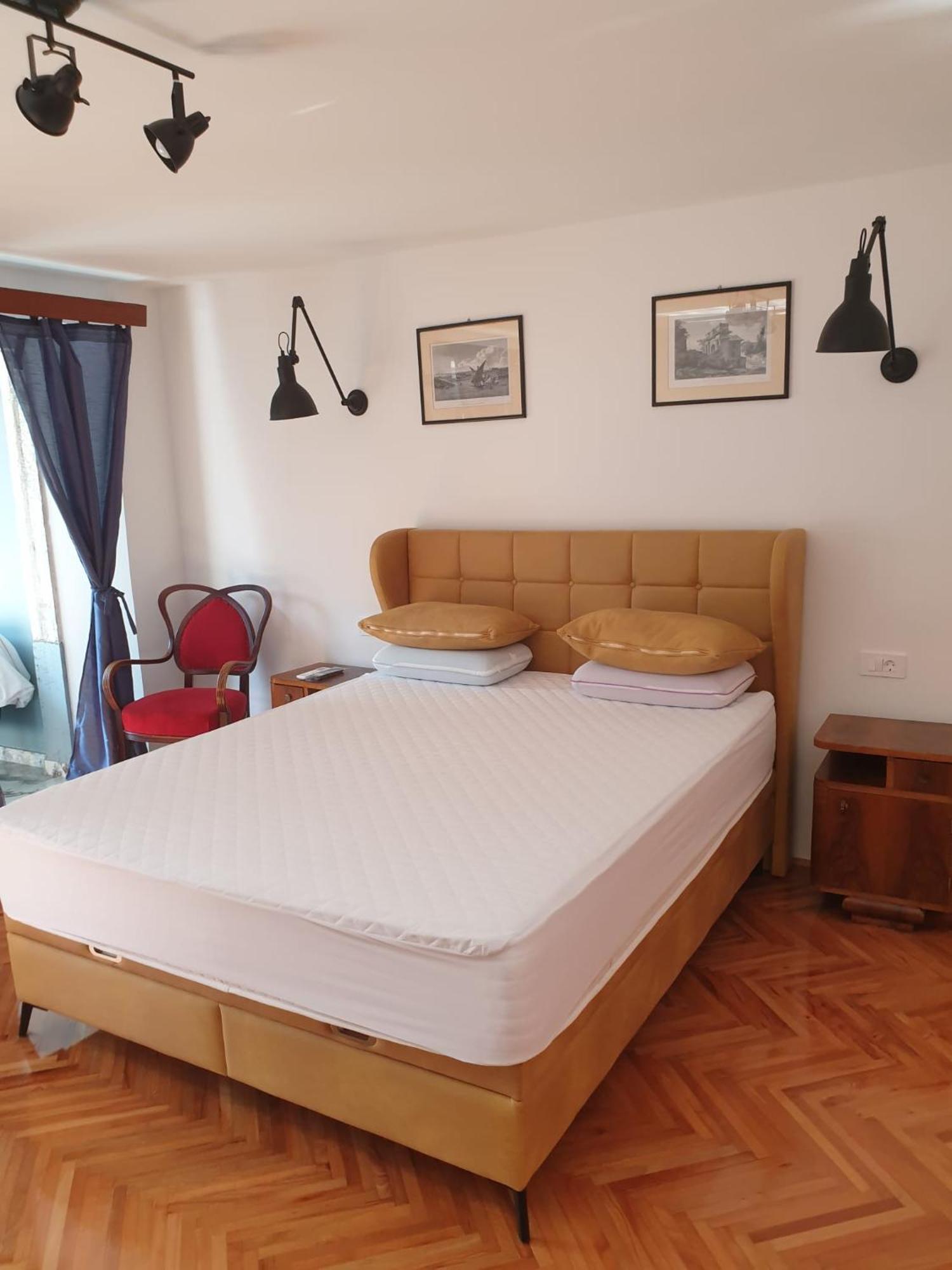 Pem 2 Appartement Pula Buitenkant foto